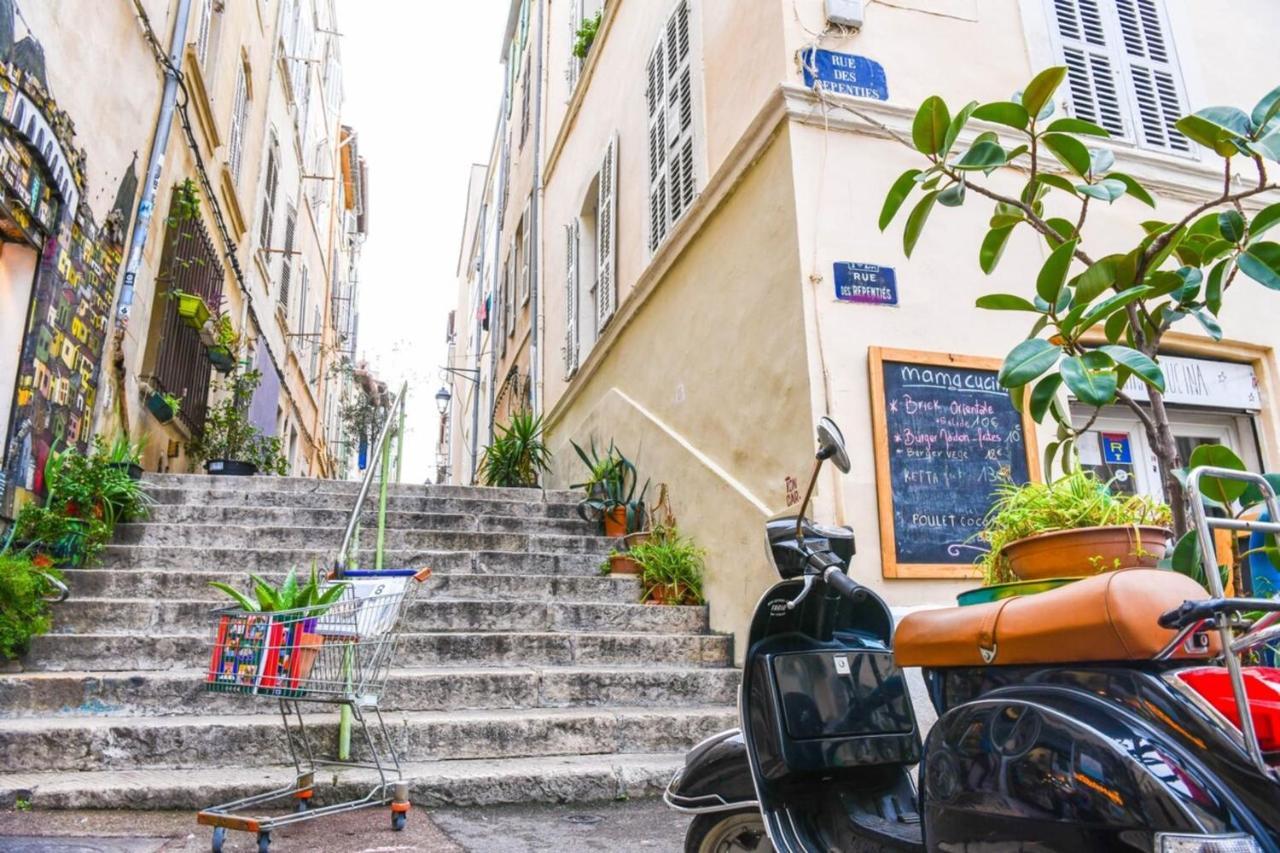 Le Duplex - Terrasse Au Coeur De Marseille Panier Apartment Exterior photo